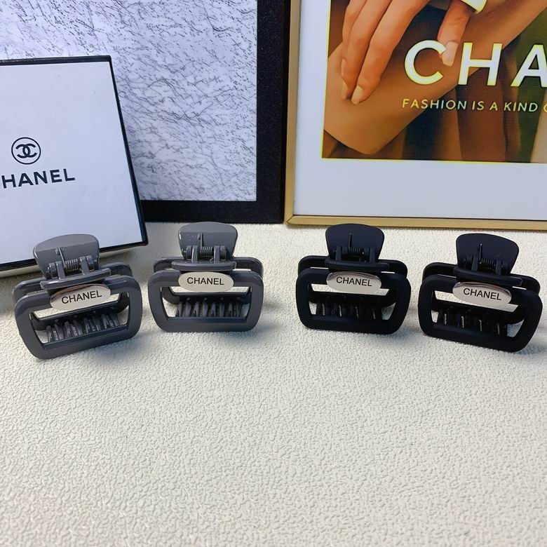 Chanel Hair Grab Clip  (1)